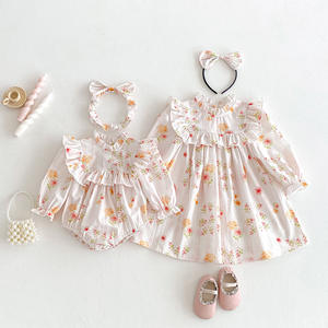 26 Vêtements pour bébé automne, Combinaison en coton à manches à volants et motif floral, Robe à manches longues pour filles, Tenue de <span class=keywords><strong>sœur</strong></span> style célébrité internet - Product Image 4