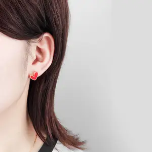Boucles d'oreilles coeur rouge doux couleur or délicat mignon Mini clous d'oreille oreille à la mode pour femmes filles bijoux de mariage cadeau