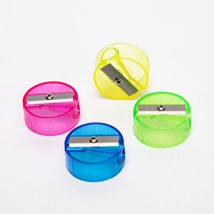 Chine usine bas prix personnalisé couleur ronde en plastique d'école de bureau <span class=keywords><strong>taille</strong></span>-<span class=keywords><strong>crayon</strong></span> - Product Image 3