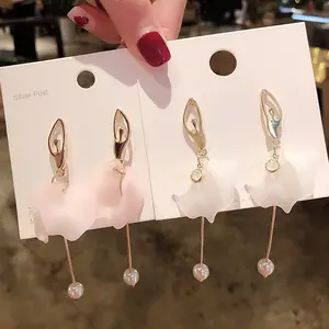 Boutique ballet dance little girl sexy cute earrings European and American fashion ear jewelry