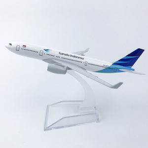 Nhà máy cung cấp mô hình máy bay Boeing B737 hợp kim Garuda Indonesia Airlines 16cm có giá đỡ, quà tặng hàng không, đồ sưu tầm - Product Image 3