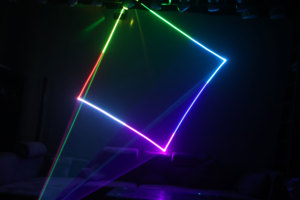 Luz Láser RGB de 5W a Todo Color, 300mW G, 1000mW R, 800mW B, DMX512 ILDA, Proyector Láser de Animación para Discotecas y Clubes Nocturnos - Product Image 3