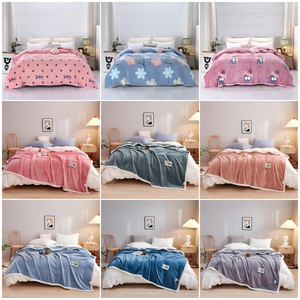 Couverture Cadeau Moderne FNH, Ensemble Cadeau Promotionnel Épaissi en Boîte, Plaid en Velours Lacté Toutes Saisons 300g-500g, Qualité Export, Logo Personnalisable - Product Image 6