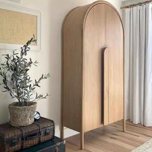 Armoire de chambre à coucher autoportante en bois massif, style nordique moderne européen, avec dessus arqué, grande capacité, personnalisable, pour usage hôtelier - Product Image 1
