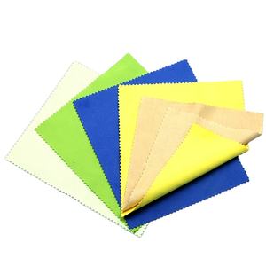 Nettoyage de lunettes en microfibre 100% polyester de haute qualité 15*18cm pour lunettes de soleil - Product Image 1