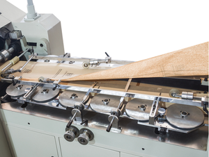 Máquina de Fazer Sacos de Papel para Frutas Controlada por PLC de Alta Velocidade com Motor e Motorização para Sacos em V - Product Image 6