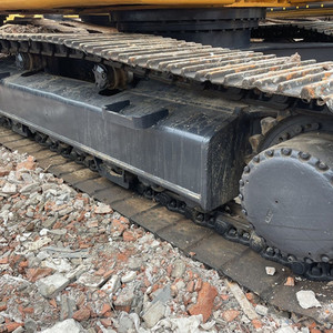 รถขุดไฮดรอลิกฮุนได 220LC มือสอง ชั่วโมงการใช้งานน้อย ประสิทธิภาพสูง เครื่องจักรก่อสร้างขนาดกลาง มีสินค้าในสต็อก - Product Image 6