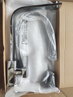 Robinet de cuisine moderne à montage sur pont, à trou unique, avec noyau de valve en céramique, finition chromée, mitigeur à poignée unique et conception flexible