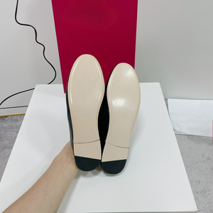 Mules décontractées pour hommes en cuir noir à bout rond, à enfiler, sans talon, pour le quotidien - Product Image 6