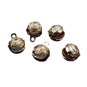 Venta al por mayor de coleccionables, campana de adorno de <span class=keywords><strong>bestia</strong></span> tallada a mano de Metal de cobre puro, venta al por mayor - Product Image 5