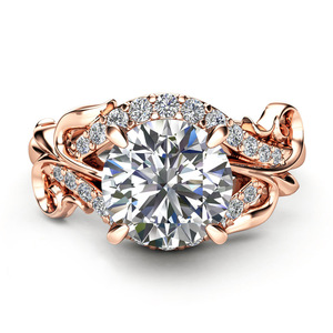Bague en zircon style vigne pour femme, élégante, en or rose, bijou de doigt tendance - Product Image 1