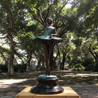 Ornement rétro, sculpture de danseuse de ballet en bronze coulé sur mesure, statue en bronze