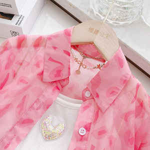 Completo Casual Autunnale per Bambine: Top a Canotta a Righe Rosa e Pantaloncini, Traspirante, alla Moda, per Primavera - Product Image 4