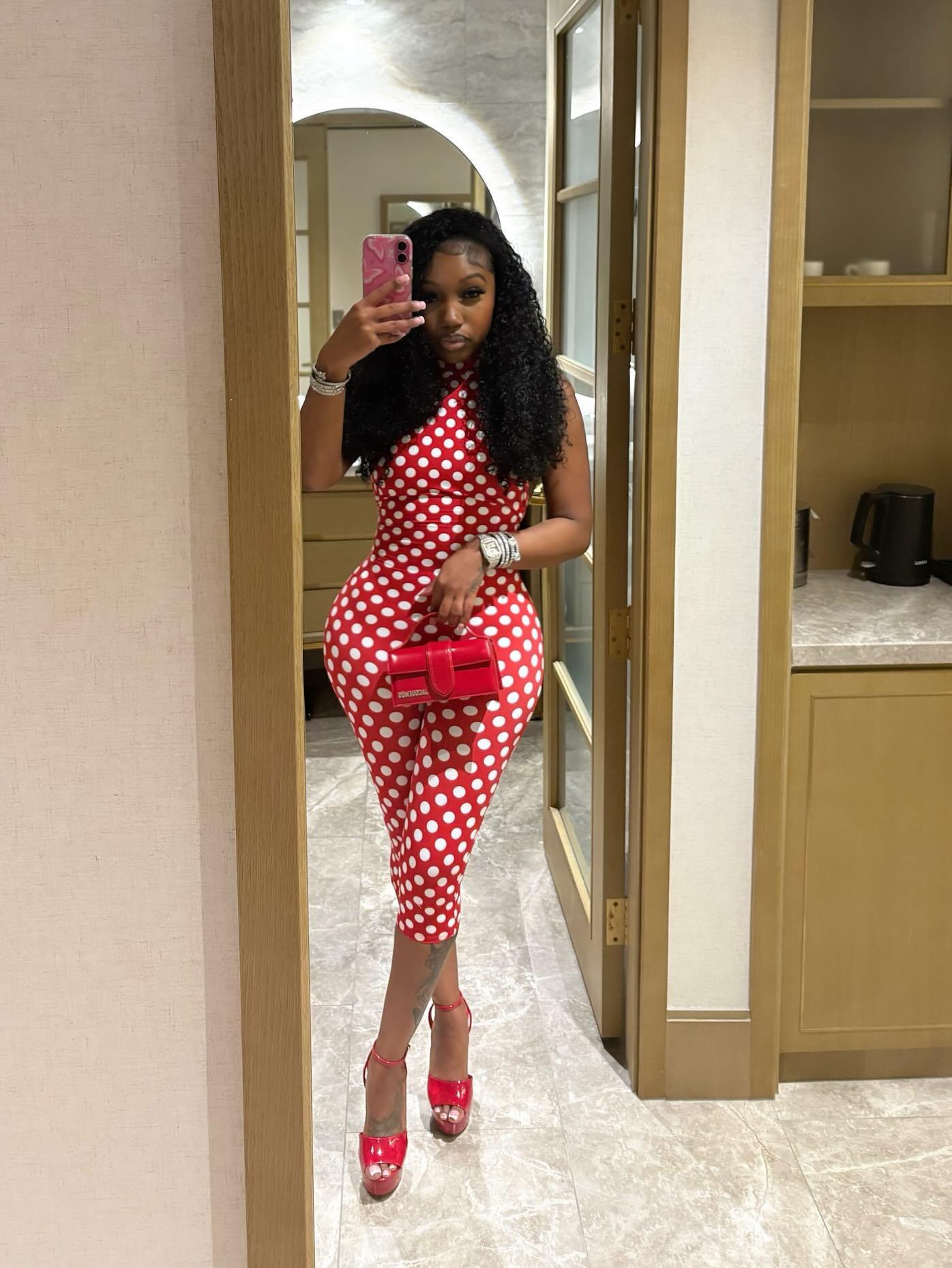 knee length jumpsuit dress Halter Bodycon Elastic Clubwear Hot Selling Jumpsuit Women Lift Hips Yellow Polka Dot Jumpsuit Summer 2026 Ladies jumpsuit