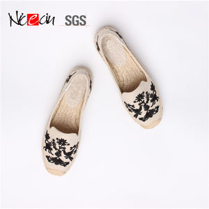 Холщовые повседневные женские сандалии с вышивкой на заказ, женские модные туфли, холщовые Эспадрильи на плоской подошве - Product Image 5