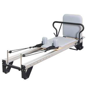 Reformer de Pilates en aluminium Yingjimei YJM1-L4 personnalisé avec un design de sécurité à rail complet, haute qualité et prix attractif - Product Image 2