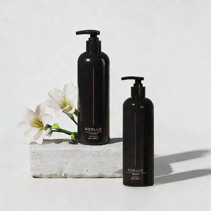 แชมพูบำรุงเส้นผมและหนังศีรษะสูตรน้ำหอมกลิ่นดอกไม้หวาน ขนาด 500 มล. สำหรับทุกสภาพเส้นผม ช่วยเพิ่มความชุ่มชื้น ใช้ได้ทุกวัน - Product Image 1