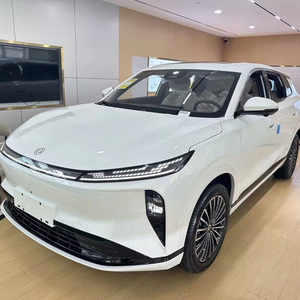 Autonomie réelle de 2,4 L par 100 km : le Dongfeng Aeolus L8 PHEV met fin à l'anxiété de l'autonomie sans alourdir le budget familial. - Product Image 1