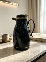 Thermos à eau chaude de 2 litres, noir et or, finition luxueuse avec doublure en verre rose