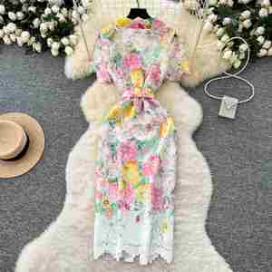 Vestido midi casual de invierno para mujer, con estampado digital, cuello con muescas, manga corta, estilo túnica, corte ajustado, con encaje hueco y corte imperio - Product Image 4