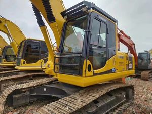 รถขุดโคมัตสึ PC 220 มือสอง สภาพดี ของแท้จากญี่ปุ่น ราคาถูก รถขุดมือสองของแท้จากญี่ปุ่น โคมัตสึ PC220 - Product Image 2