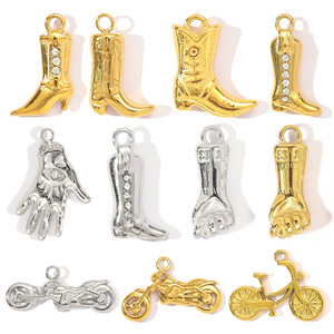 Pendentif Chaussure D079 HipHop Cowgirl <span class=keywords><strong>Cowboy</strong></span> en Acier Inoxydable Plaqué Or 18K pour Collier Femme Homme - Product Image 1