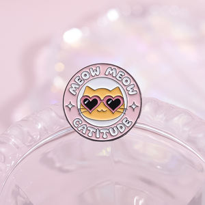 Zertifizierte Katzen Dame Emaille-Pins individuelle Katzen Anti-Depressions-Broschen Revers-Auskleber Tierschmuck Geschenk für Katzenliebhaber - Product Image 5