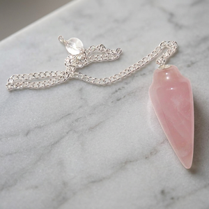 Crystalexport.com Pierre précieuse en quartz rose, taille baguette conique, polie, 15-35mm, pour la fabrication de colliers, minéral naturel, aux vertus curatives - Product Image 3