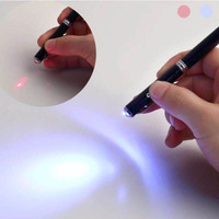 Stylo capacitif multifonction OEM 4-en-1 avec pointeur laser, lumière LED, stylo à bille en métal, stylo tactile promotionnel - Style élégant et luxueux