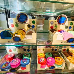 All'ingrosso più economico smerigliatrice di erbe in plastica smerigliatrice di fumo 60mm 3 strati smerigliatrice manuale accessori per fumo - Product Image 3