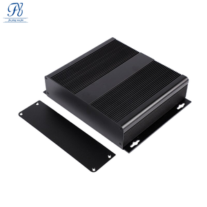 Scatola di Controllo in Lega di Alluminio Lavorata CNC 208*48, Grado di Protezione IP54, Finitura Anodizzata Nera/Argento per Batterie/Interconnessioni - Product Image 1