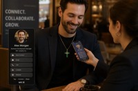 Collier NFC personnalisable pour partage numérique de données entre fabricants