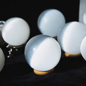 Nueva Esfera <span class=keywords><strong>de</strong></span> Selenita Pulida, Cristales Naturales, Piedras Curativas, Esfera <span class=keywords><strong>de</strong></span> Diferentes Tamaños para Colección, Joyería Ying Lai - Product Image 6