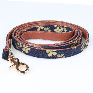 Nuevo Conjunto de <span class=keywords><strong>Collar</strong></span> para Mascotas con Diseño Floral Estilo Japonés, Incluye Pañuelo de Tela con Grabado Dorado y Correa Extensible para Perro - Product Image 5