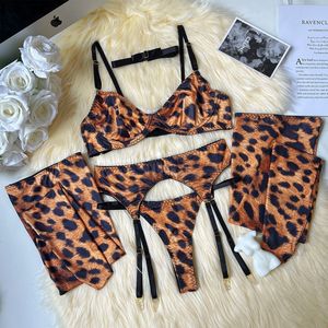 Nouvel ensemble de lingerie sexy 5 pièces pour femme 2026 : soutien-gorge à armatures, culotte, babydoll, <span class=keywords><strong>porte</strong></span>-jarretelles et imprimé léopard - Product Image 3