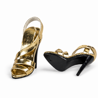 Chaussures de poupée miniatures personnalisées pour poupée de 30 cm, sandales à talons hauts en cuir verni à lanières, escarpins ornés de bijoux, échelle 1:6, vente en gros OEM