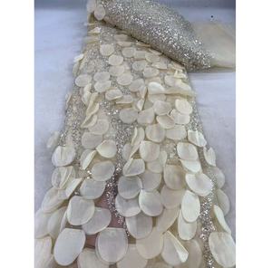 Nuevos productos Venta caliente precio al por mayor Dubai 3D flor tela vestido Material lentejuelas encaje francés <span class=keywords><strong>ropa</strong></span> 3D cuentas florales - Product Image 3