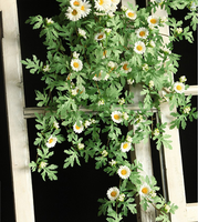 Panneau mural de fleurs artificielles de 50 cm avec pot pour cheminée, décoration rustique intérieure/extérieure, feuilles au toucher réel pour la maison et le jardin