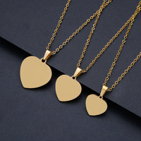 Collier en acier inoxydable plaqué argent en forme de cœur, personnalisé pour les couples, gravure sur le thème de l'amour, cadeau d'anniversaire