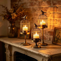 Ensemble de 3 porte-bougies vintage en métal en forme de cage à oiseaux, grands chandeliers en fer avec figurine d'oiseau, lanterne de table rétro pour la décoration de la maison