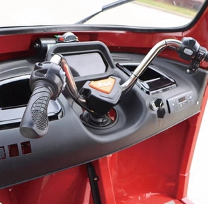 Nuovo Triciclo <span class=keywords><strong>a</strong></span> Benzina Motorizzato 2025 con Carrozzeria Aperta, Veicolo <span class=keywords><strong>a</strong></span> <span class=keywords><strong>3</strong></span> <span class=keywords><strong>Ruote</strong></span> Tipo Tuk-Tuk ad Alta Sicurezza per 6 Passeggeri - Product Image 3