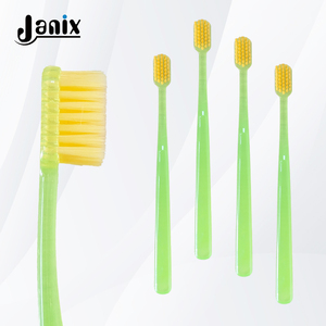Brosse à dents à poils doux avec logo personnalisé, manche en <span class=keywords><strong>plastique</strong></span> pour adulte, pour usage personnel à domicile - Product Image 1