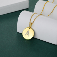 Collar con Colgante de Letra Inicial A-Z Chapado en Oro de Alta Calidad al por Mayor para Hombres y Mujeres con Cadena de Caja