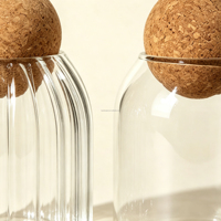 Pot à bougie / boîte de rangement en verre borosilicate de qualité alimentaire à rayures verticales Plus 500 ml avec bouchon en liège