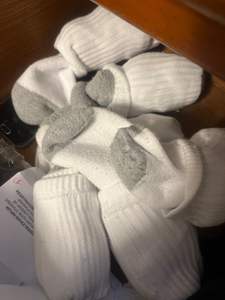 Venta al por mayor de calcetines deportivos para hombre con logotipo personalizado de algodón de tela de poliéster térmico de alta calidad desechables antideslizantes disponibles en blanco - Product Image 3