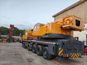 Grúa usada QY130 de 130 toneladas fabricada en China, maquinaria usada de ingeniería y construcción, grúa móvil usada en venta a bajo precio. - Product Image 1