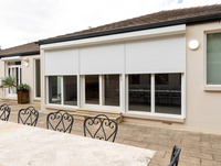 Porte et fenêtre à volet roulant motorisé en aluminium, design européen moderne, finition étanche, alliage durable pour hôtels