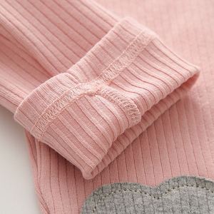 Leggings moulants colorés et épais pour bébés filles, à motifs floraux – Nouveaux produits sur le marché chinois - Product Image 3