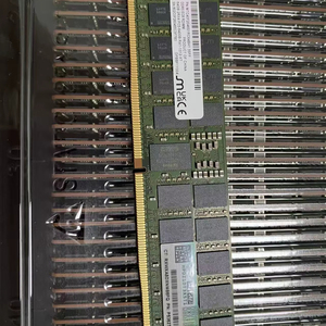 P64707-b21 para 64 GB (1x64 GB) Dual Rank X4 DDR5-5600 CAS-46-45-45 EC8 Kit de Memoria Inteligente Registrada para Servidor en Stock HPE DDR5 Smart - Product Image 1