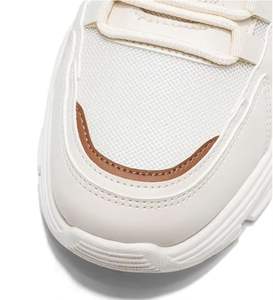 Chaussures de skate basses pour hommes, noires, respirantes, en mesh, antidérapantes, style décontracté, chaussures de marche - Product Image 5